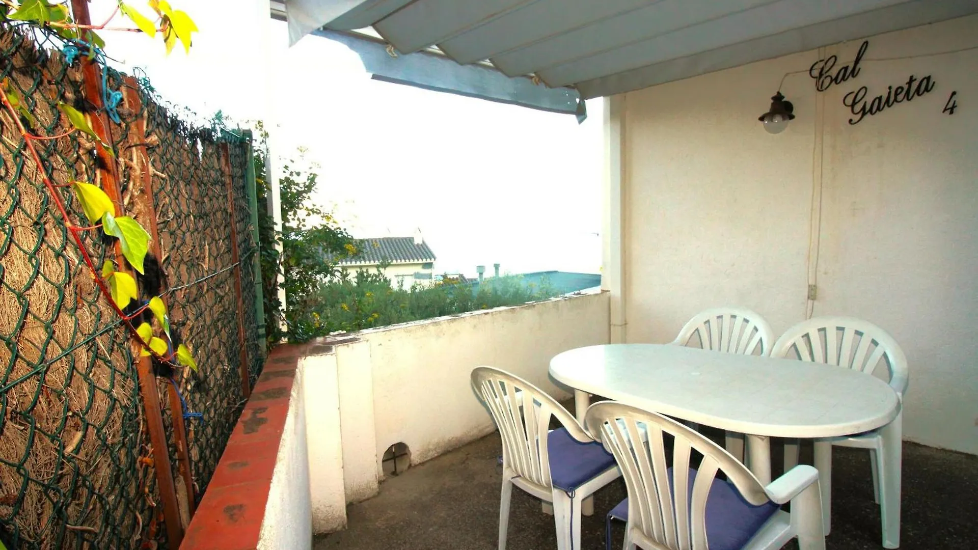 Aran 14 Bxs Izq. - Apartamento Acogedor Con Muy Buenas Vistas Del Mar Y Al Parque Natural Del Cabo De Creus. - Es-228-70 Llanca